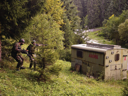 Souvenirs of War Titlebild